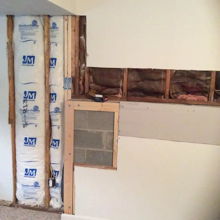 Wall insulation replacement during Structural Drying in Marlow Heights